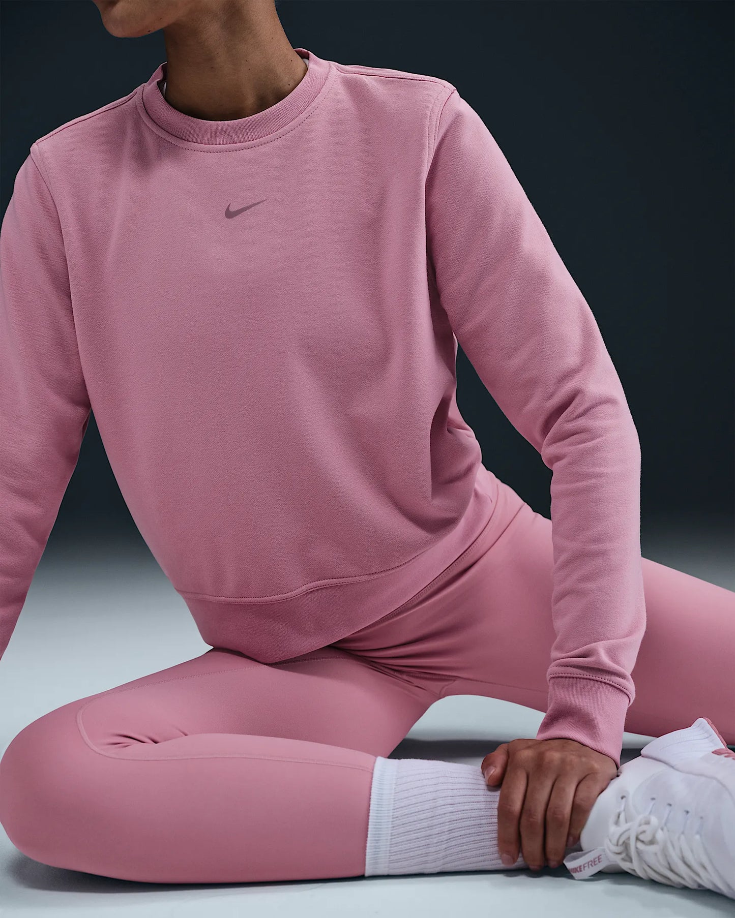 Nike Dri-FIT One Sweatshirt