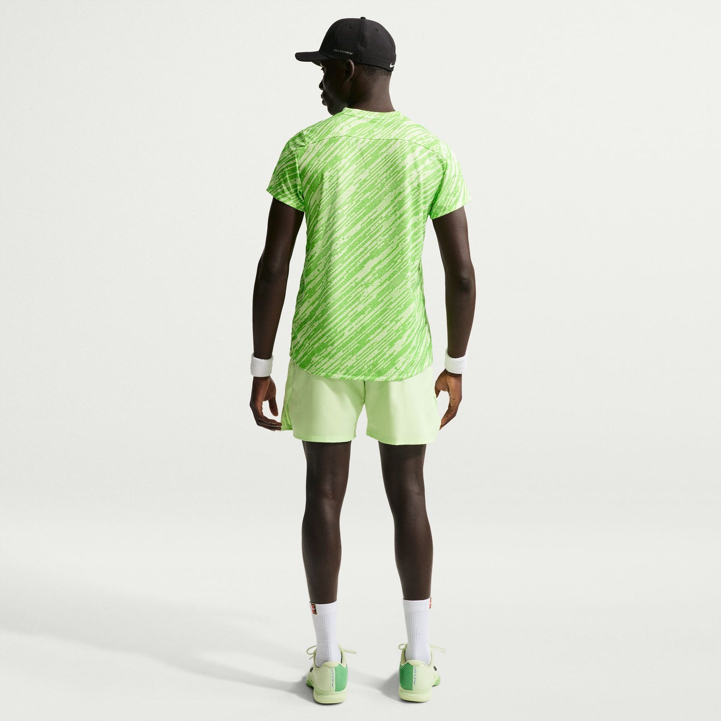Nike Men's NikeCourt Dri-FIT Victory Top Print - Green - IB1530-307